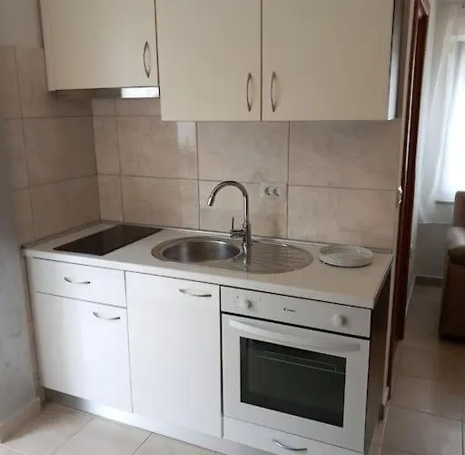 Apartamento Mira Zadar